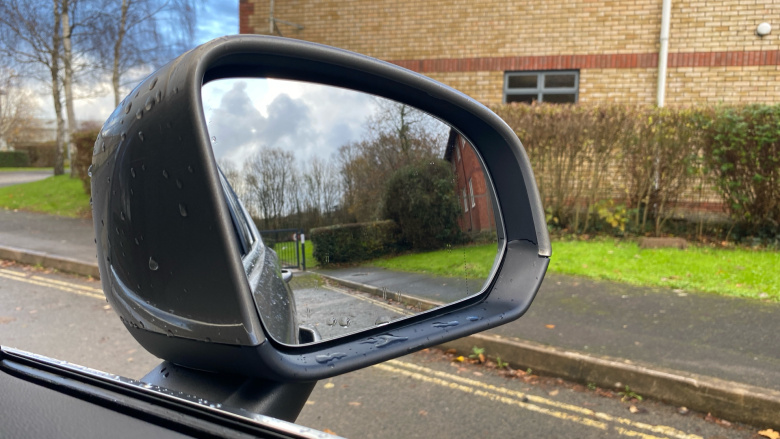 Volvo Xc40 2.0 B4P Inscription 5dr AWD Auto Petrol Estate